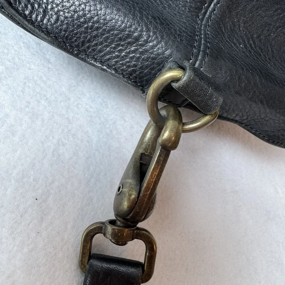 Vintage Fossil Black Leather Backpack Cinch Bag Purse Key Zipper Classic Minimal